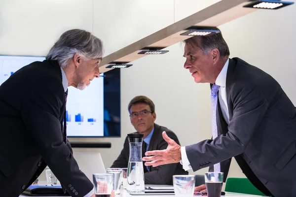 Görevde anlaşmazlık