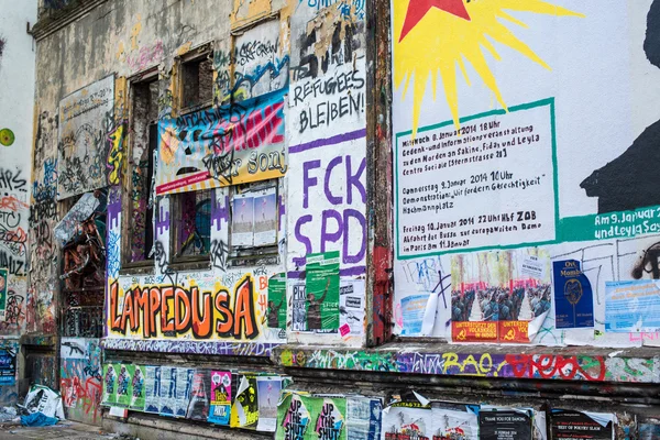 Rote Flora em Schanzenviertel em Hamburgo, Alemanha — Fotografia de Stock