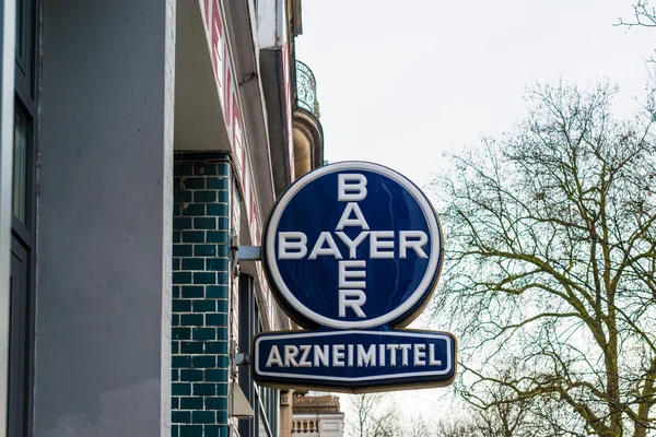 Antiguo emblema de los productos farmacéuticos Bayer — Foto de Stock