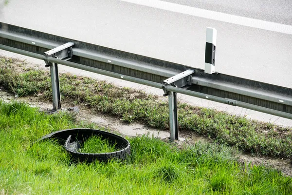 Broken Truck Tyre — Stock Photo, Image