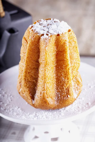 Pequena pandoro — Fotografia de Stock