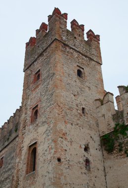Sirmione Kalesi
