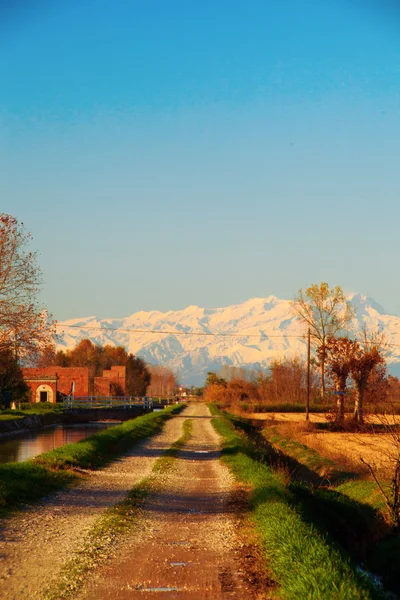 Road to the Mountains — Stock Photo, Image