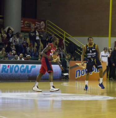 novipiu casale tezenis verona