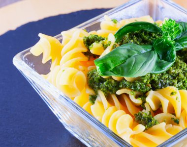 makarna al pesto