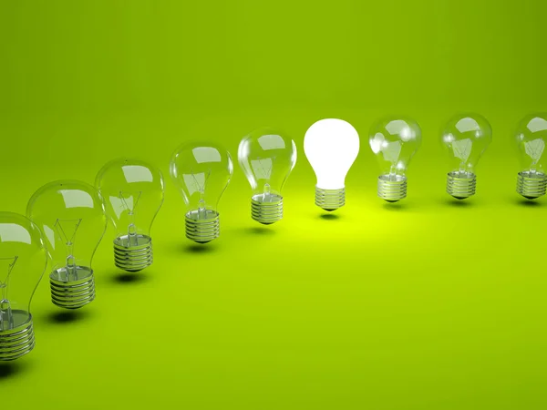 yeşil zemin üzerine ampulleri satır