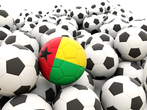 Voetbal met vlag van Guinee-bissaufútbol con bandera de guinea bissau — Stockfoto