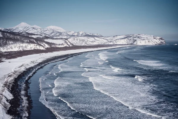 Zimowy Krajobraz Wybrzeża Oceanu Spokojnego Półwysep Kamczatka Rosja — Zdjęcie stockowe