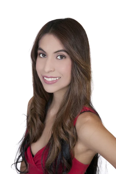 Mujer joven hispana sonriendo retrato rojo —  Fotos de Stock