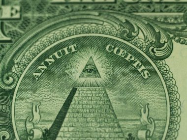 Annuit Coeptis Birleşmiş Statünün Yakın Çekim Detayları Bir Dolar Piramit ve Göz Gösteren Tasarı