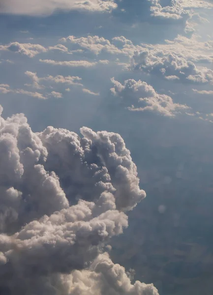 Pohled Cumulus Clouds Blue Sky Aircraft Blurred Background Landscape — Stock fotografie