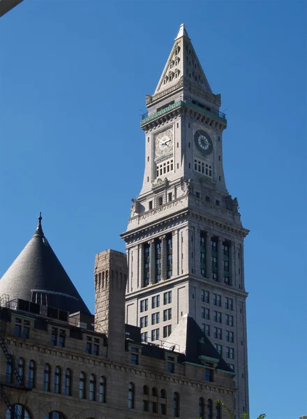 Boston Massachusetts Custom House Tower Detalle Contra Clear Blue Sky — Foto de Stock