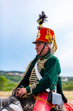 Pkozd, Macaristan - 29 Eylül 2019: Macaristan 'da 1848 tarihli Bağımsızlık Savaşı' nda savaşan tanımlanamayan yeniden canlandırmacılar. O savaş kazanıldı. Ama özgürlük kısa ömürlüydü. 