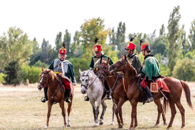 Pkozd, Macaristan - 29 Eylül 2019: Macaristan 'da 1848 tarihli Bağımsızlık Savaşı' nda savaşan tanımlanamayan yeniden canlandırmacılar. O savaş kazanıldı. Ama özgürlük kısa ömürlüydü. 