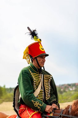 Pkozd, Macaristan - 29 Eylül 2019: Macaristan 'da 1848 tarihli Bağımsızlık Savaşı' nda savaşan tanımlanamayan yeniden canlandırmacılar. O savaş kazanıldı. Ama özgürlük kısa ömürlüydü. 