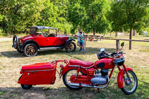 Festival Vélos Arrière Compris Les Anciens Modèles Communistes Conduit Par — Photo