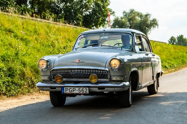 Szeged Ουγγαρία Αυγ 2021 Φεστιβάλ Των Οπίσθιων Vintage Αυτοκινήτων Οδηγείται — Φωτογραφία Αρχείου