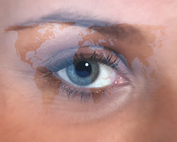 Auge um Auge auf Weltkarte — Stockfoto