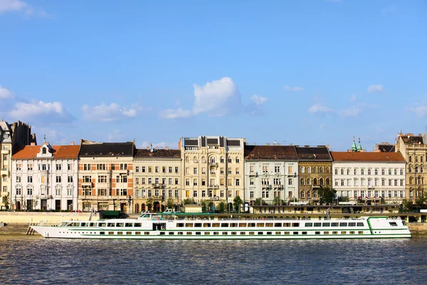 Nábřeží řeky Budapešť — Stock fotografie