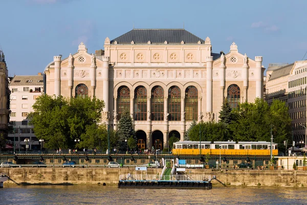 Vigado koncertní síň v Budapešti — Stock fotografie