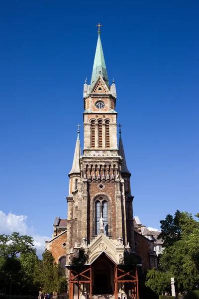 Kerk van ferencvaros in Boedapest — Stockfoto