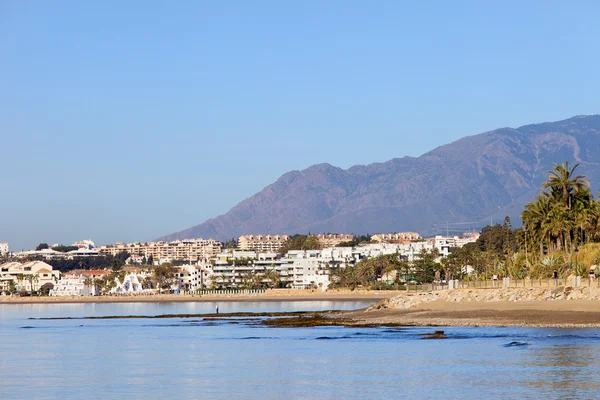 Puerto banus skyline in Spanje — Stockfoto