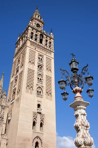 La giralda katedral kule Seville — Stok fotoğraf