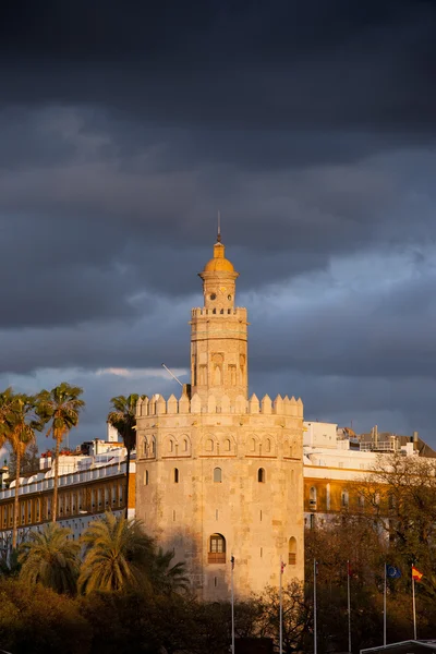 Torre del Oro al tramonto a Siviglia — Foto Stock