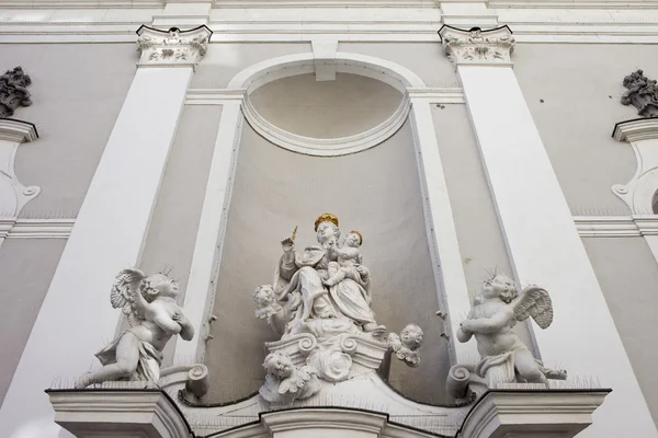 Église St Michael Sculptures à Budapest — Photo