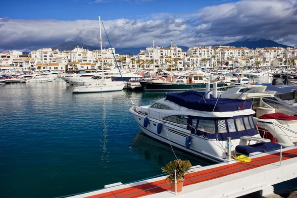 Puerto Banus em Espanha — Fotografia de Stock