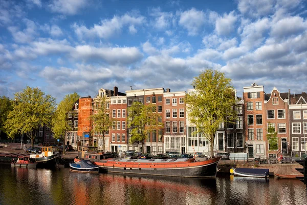 Cidade de Amsterdã nos Países Baixos — Fotografia de Stock