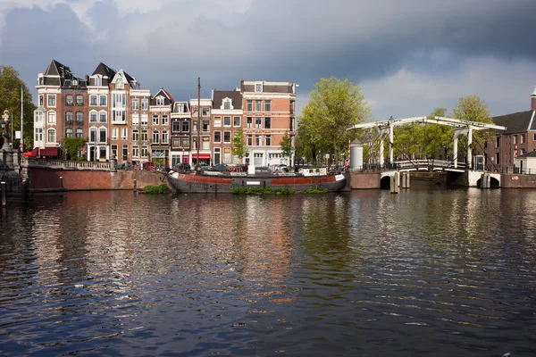 Amsterdamin horisontti — kuvapankkivalokuva