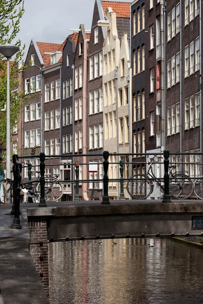 Amsterdamin talot — kuvapankkivalokuva