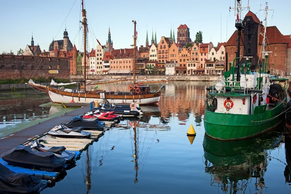 Old Town of Gdansk Skyline and Marina — Stock Photo, Image