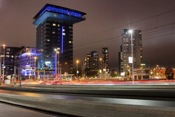 Ville de Rotterdam la nuit — Photo