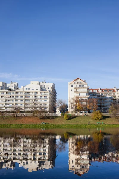 Lakeside Apartment Buildings in Warsaw Royalty Free Stock Photos