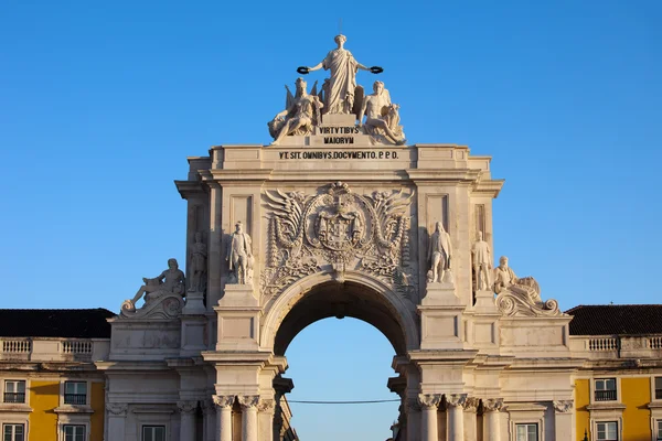 Rua Augusta Arch au lever du soleil à Lisbonne — Photo