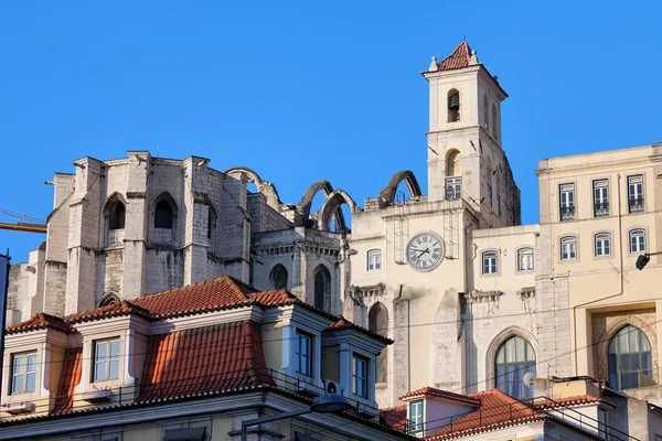 Ruinas de Igreja do Carmo en Lisboa — Foto de Stock