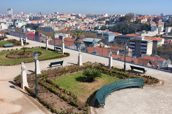 Trädgården av san pedro de alcantara i Lissabon — Stockfoto