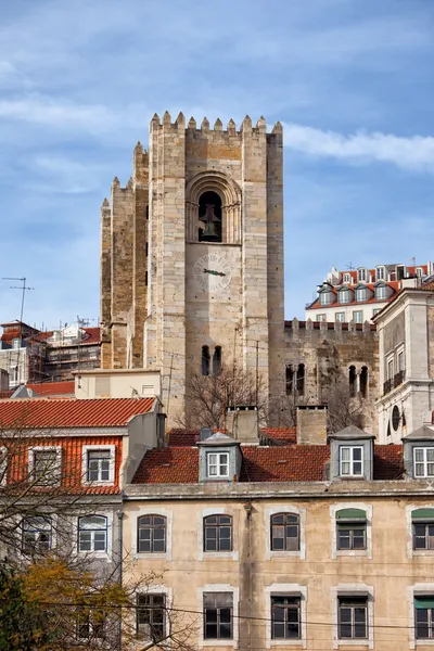 Toren van de kathedraal van Lissabon — Stockfoto