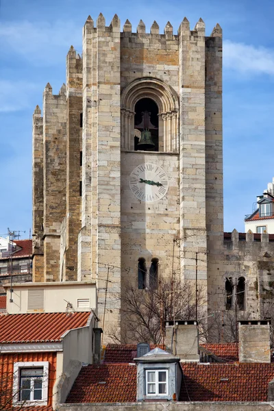 Tornet till katedralen Lissabon — Stockfoto