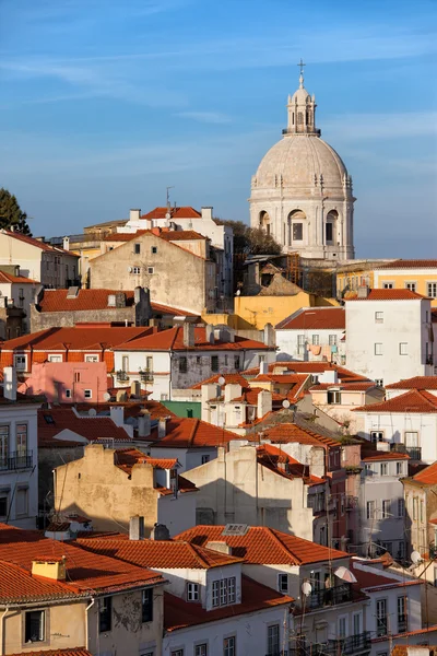 Stad van Lissabon in portugal bij zonsondergang — Stockfoto