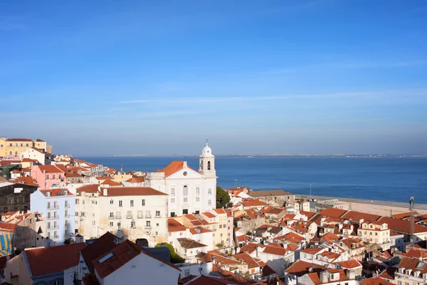 城市的葡萄牙的里斯本从上面 — 图库照片
