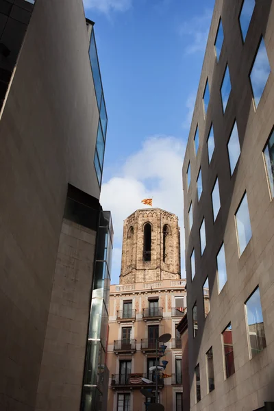 Historic and Modern Architecture in Barcelona — Stock Photo, Image