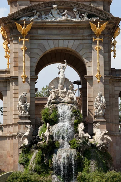 Cascada w ciutadella park w barcelona — Zdjęcie stockowe