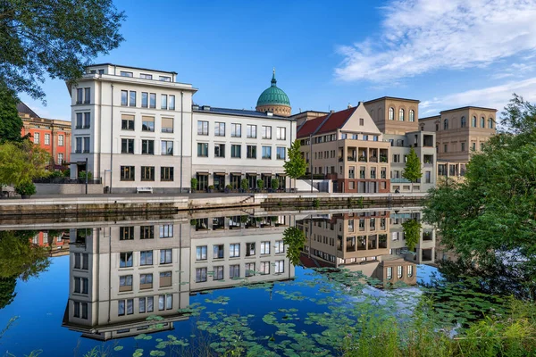 Potsdam Město Panorama Řece Havel Odrazem Vodě Braniborsko Německo — Stock fotografie