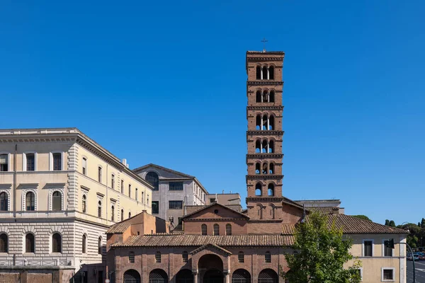 Basilica Saint Mary Cosmedin Medieval Bell Tower Rome Italy — стоковое фото