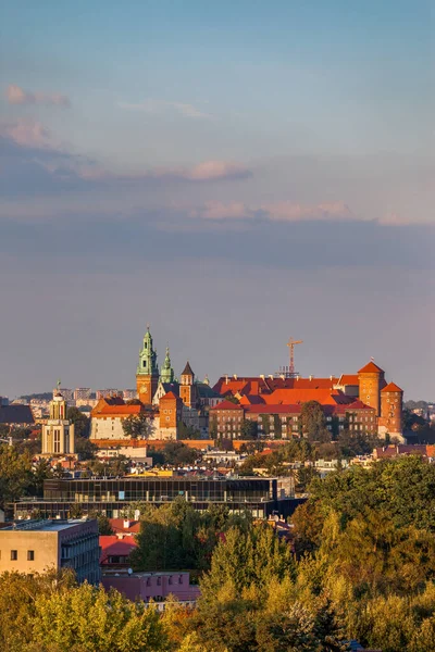 Ciudad Cracovia Polonia Paisaje Urbano Con Castillo Real Wawel Atardecer — Foto de Stock