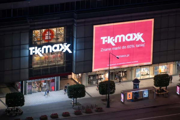 Warschau Polen Juni 2021 Maxx Amerikanisches Kaufhaus Der Innenstadt Bei — Stockfoto
