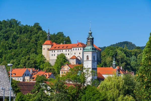 Ville Skofja Loka Slovénie Paysage Urbain Avec Château Tour Église — Photo